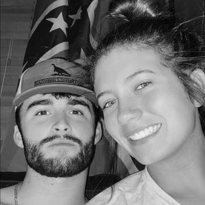 Meet your Posher, Mae